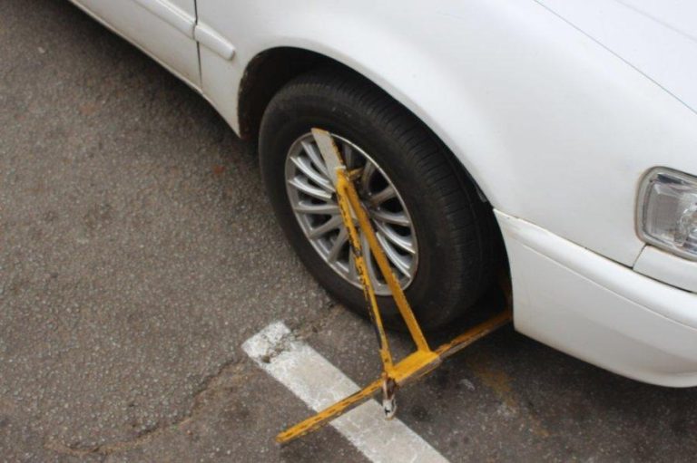 Harare City Parking Under Probe Over “Exorbitant” Clamping Fees
