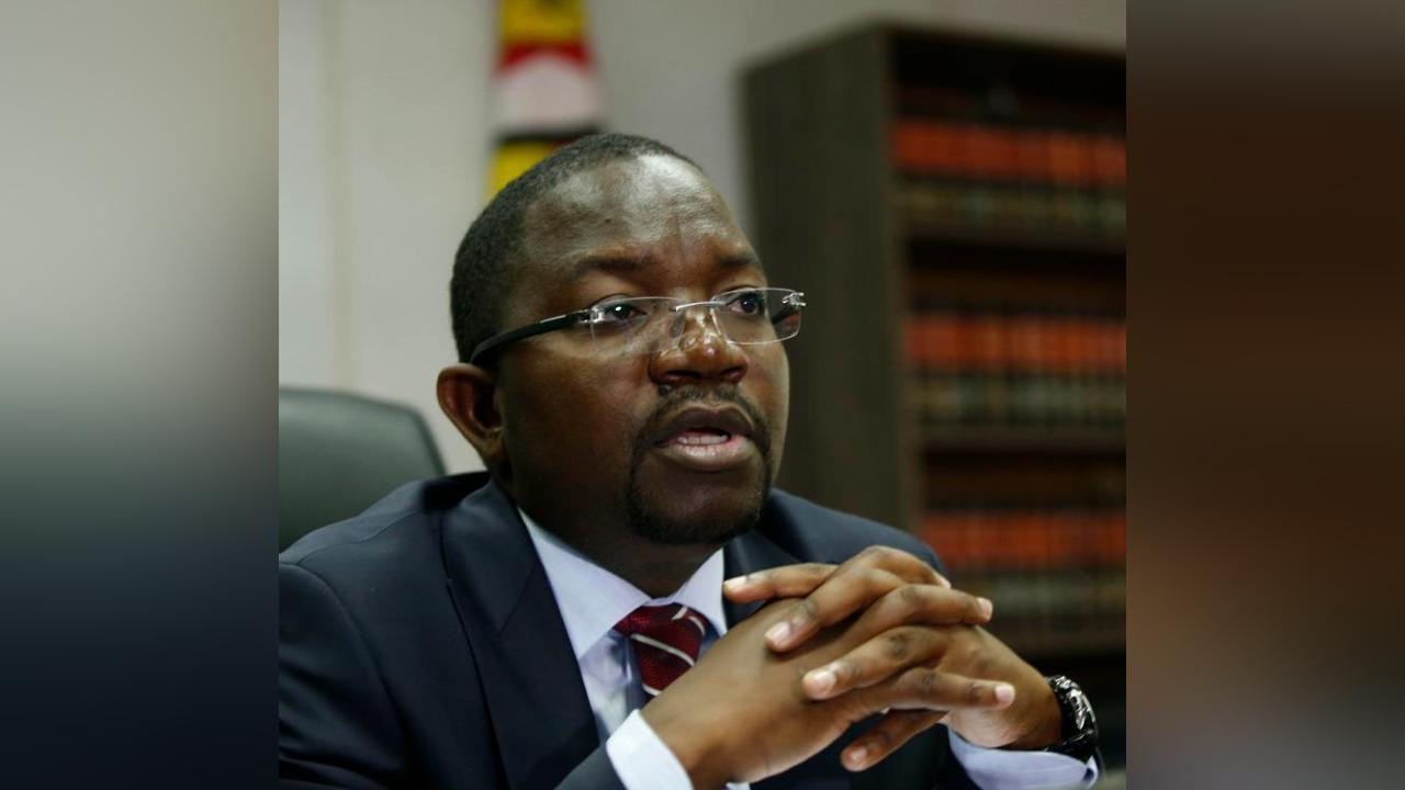 Chamisa’s lawyer denies giving Mnangagwa counsel as coup debate rages on Chamisa’s lawyer denies giving Mnangagwa counsel as coup debate rages on
