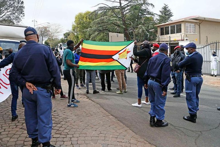 Zimbabweans in SA fear attacks as permits expire; rumours rife locals plan to chase them out of homes