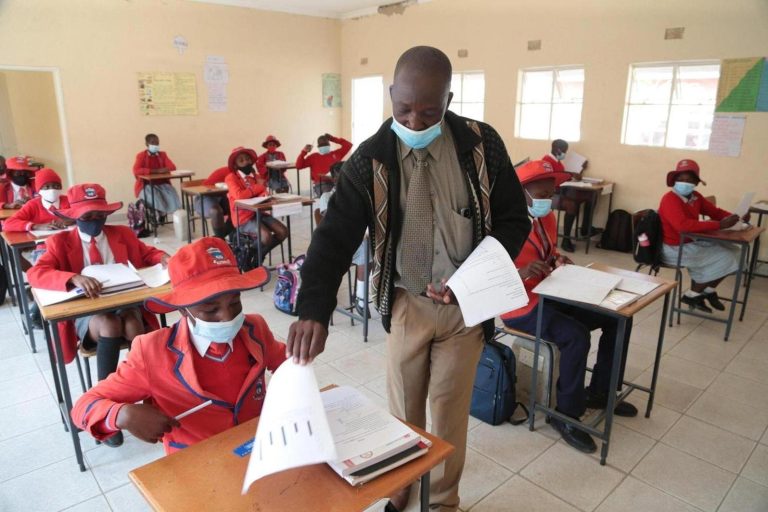 Pay Teachers Decent Salaries, ZIMTA Tells Government