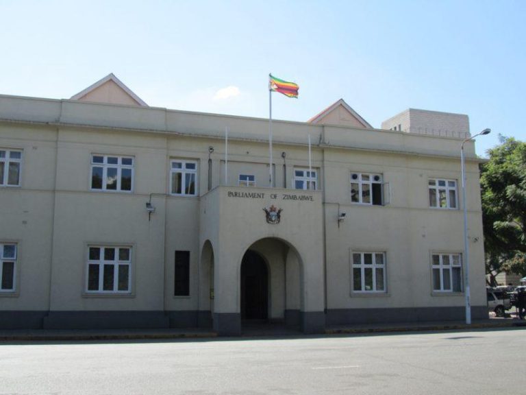 Parliament urges accountability in gold mining industry