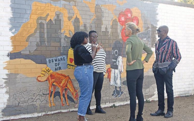 Mushakwe paints grim mural to warn about climate change