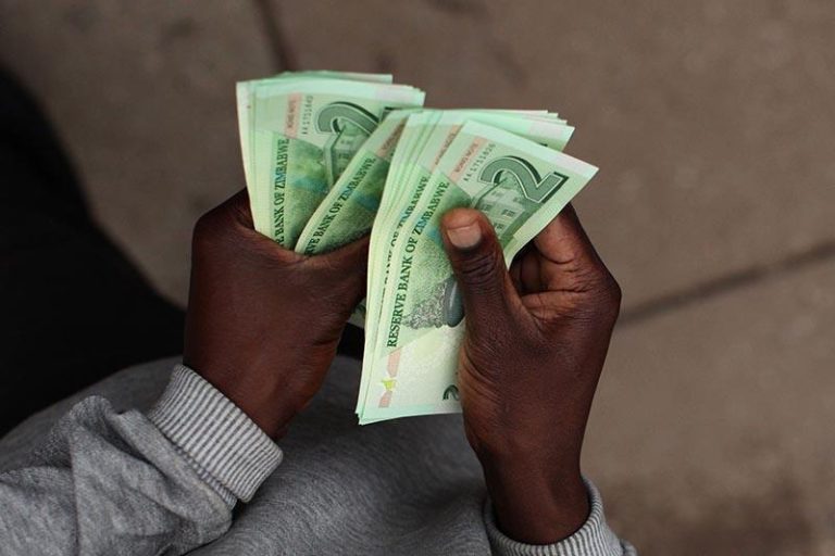 Zim’s yearly inflation shoots to  176%, more than doubles in a month