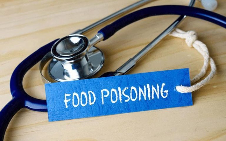 10 hospitalised over suspected food poisoning