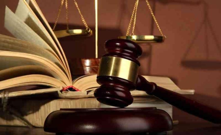 LSZ flags 31 unregistered lawyers