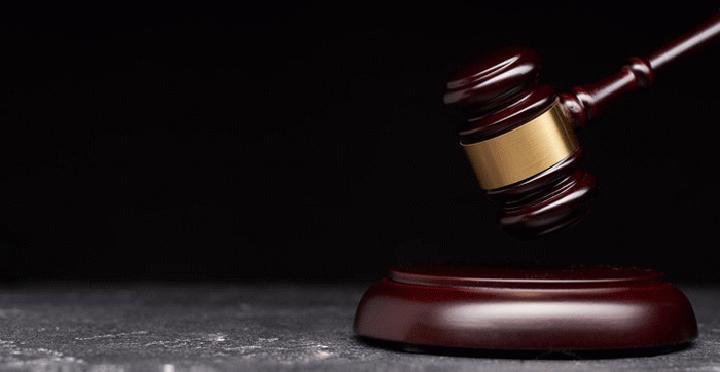 Lawyer in dock over ‘fake’ certificate Lawyer in dock over ‘fake’ certificate