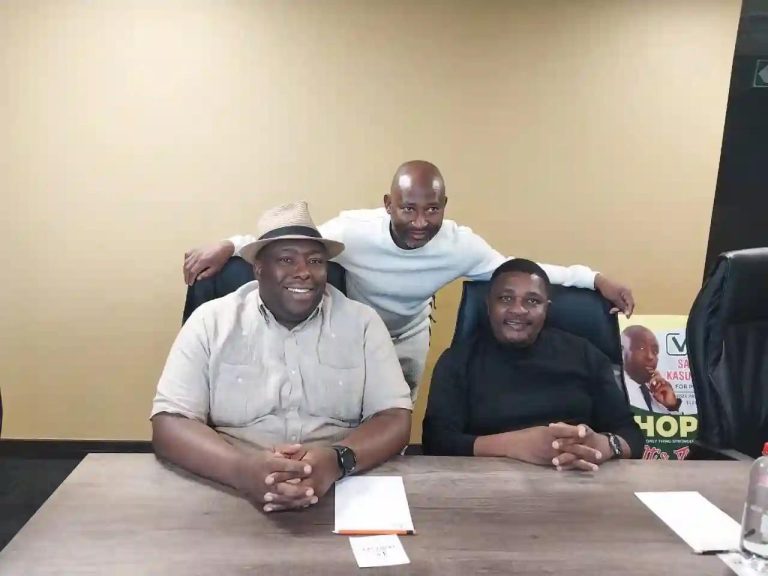 Peter Ndlovu Pays Courtesy Call At Kasukuwere’s Campaign Headquarters