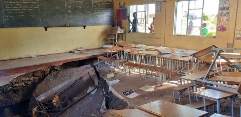 Kwekwe Globe and Phoenix school pupils still stranded months after classrooms’ collapse