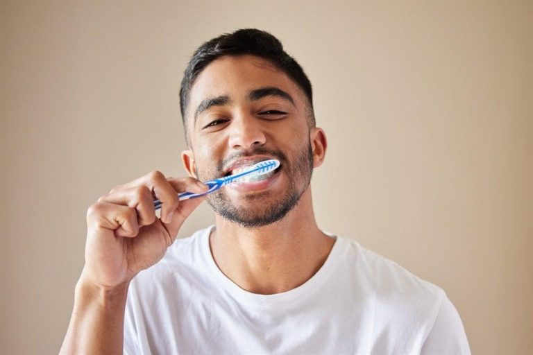Brush your teeth! Bad oral hygiene linked to cancer, heart attacks and renal failure