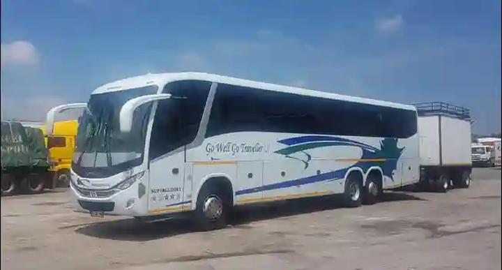 Munenzva Bus Overturns As Driver Avoids Hitting A Herd Of Cattle