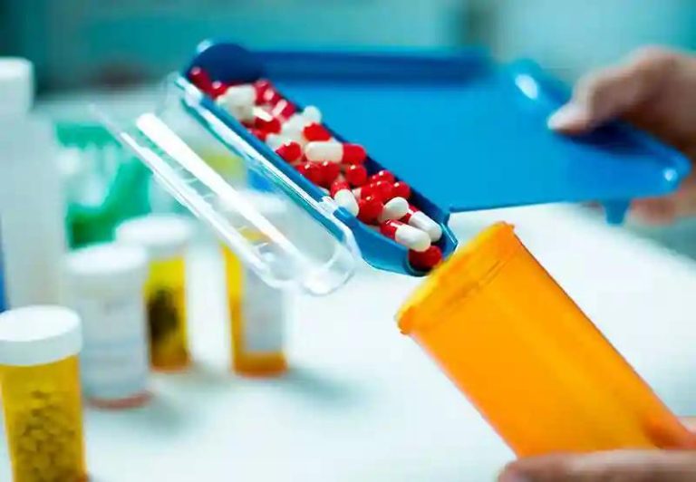 Minister Attributes Shortage Of Essential Medicines In Zimbabwe To Economic Sanctions
