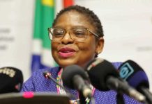 South African Government Vows To “Smoke Out” Trapped Illegal Miners South African Government Vows To "Smoke Out" Trapped Illegal Miners