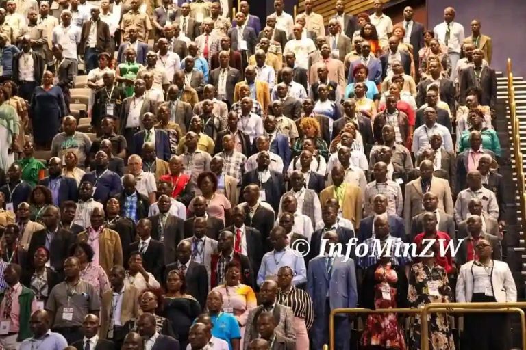 Mnangagwa Challenges Councils To Adopt Best Practices And Eradicate Corruption