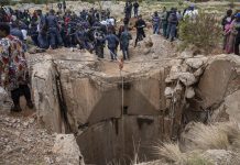 Five “Zama Zamas” Deported To Zimbabwe After Getting Wholly Suspended Sentences Five "Zama Zamas" Deported To Zimbabwe After Getting Wholly Suspended Sentences