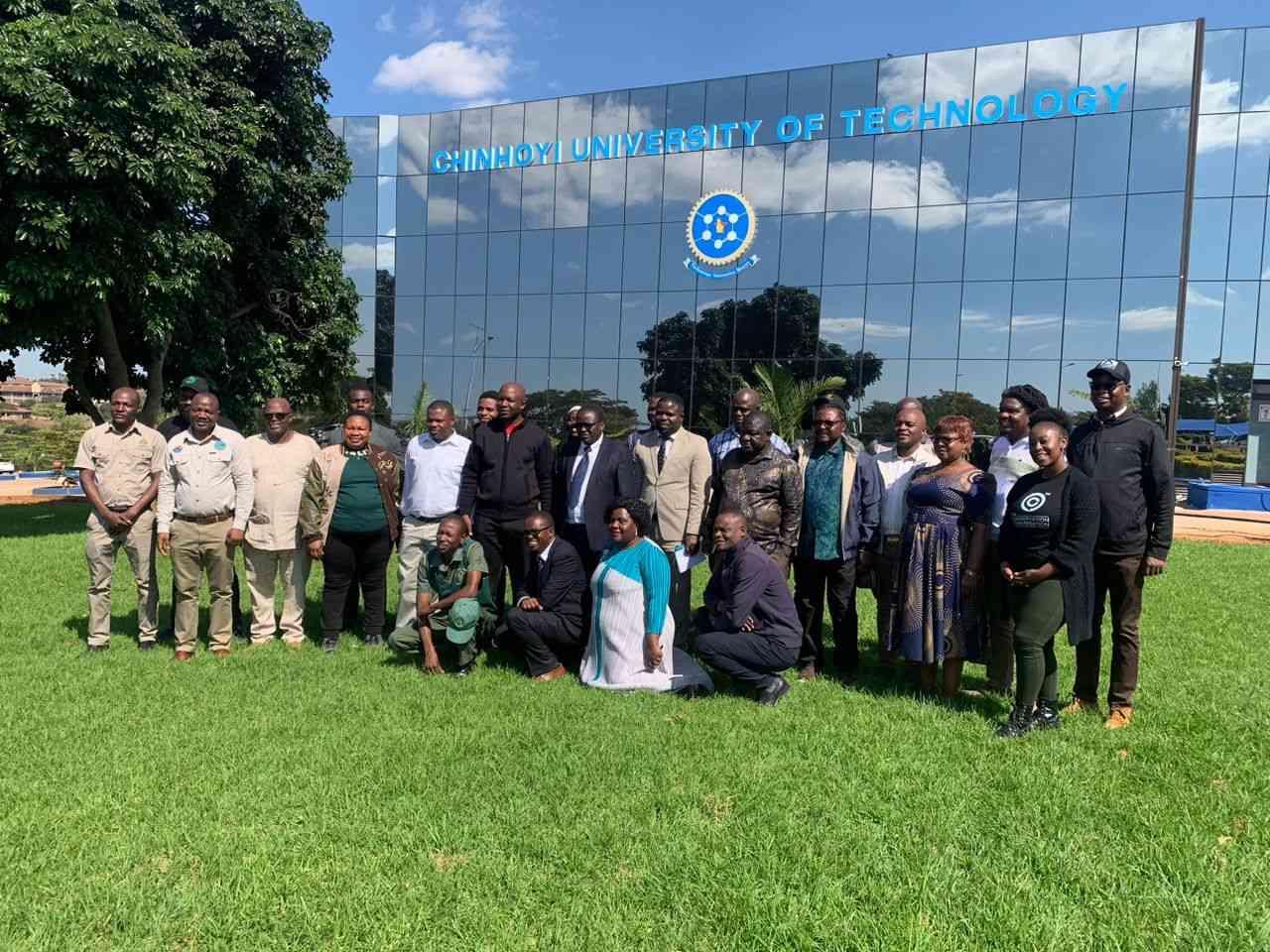 Legislators call for all hands on deck Legislators call for all hands on deck