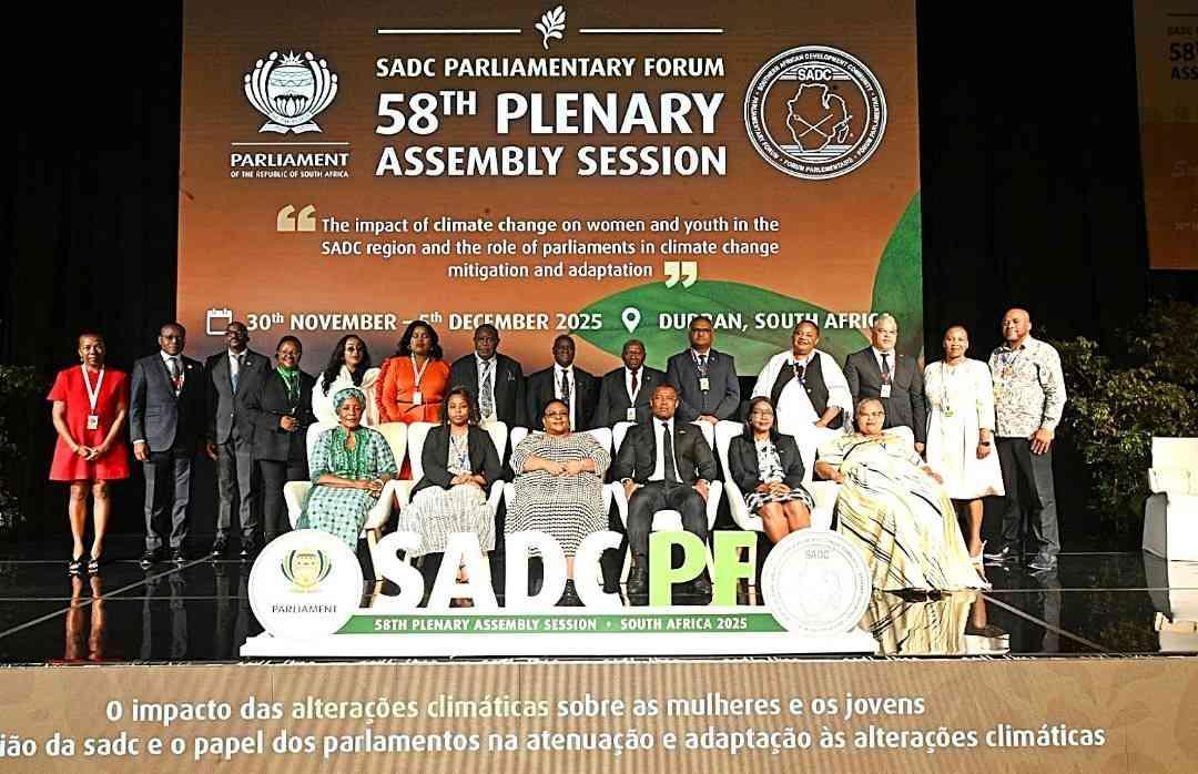 Urgent Gender-Responsive Climate Action at SADC PF Plenary Urgent Gender-Responsive Climate Action at SADC PF Plenary