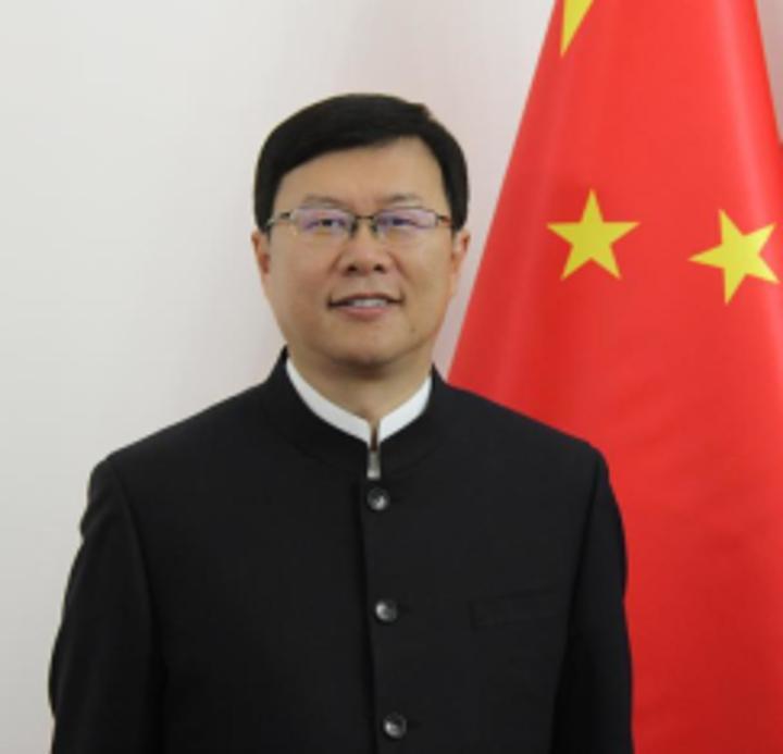 China vows to continue giving Zim a shoulder to lean on China vows to continue giving Zim a shoulder to lean on