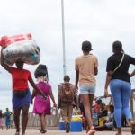 Unaccompanied Children Crossing SA-Zim Border Unaccompanied Children Crossing SA-Zim Border