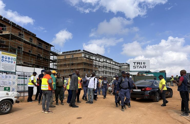 50 Foreign Nationals Arrested As SA Police Raid Building Site In Ekurhuleni 50 Foreign Nationals Arrested As SA Police Raid Building Site In Ekurhuleni
