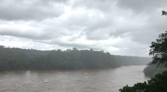 18 Villagers Trapped As Rivers Swell At Save–Runde Confluence 18 Villagers Trapped As Rivers Swell At Save–Runde Confluence