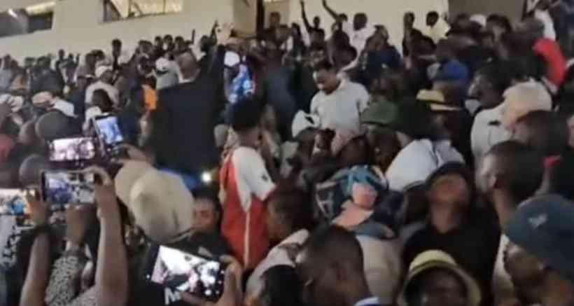 Rowdy Zanu PF Youths Disrupt Harare Hearing Rowdy Zanu PF Youths Disrupt Harare Hearing