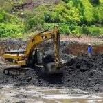 Zimbabwe Bars Foreign Firms from Gold Mining Zimbabwe Bars Foreign Firms from Gold Mining