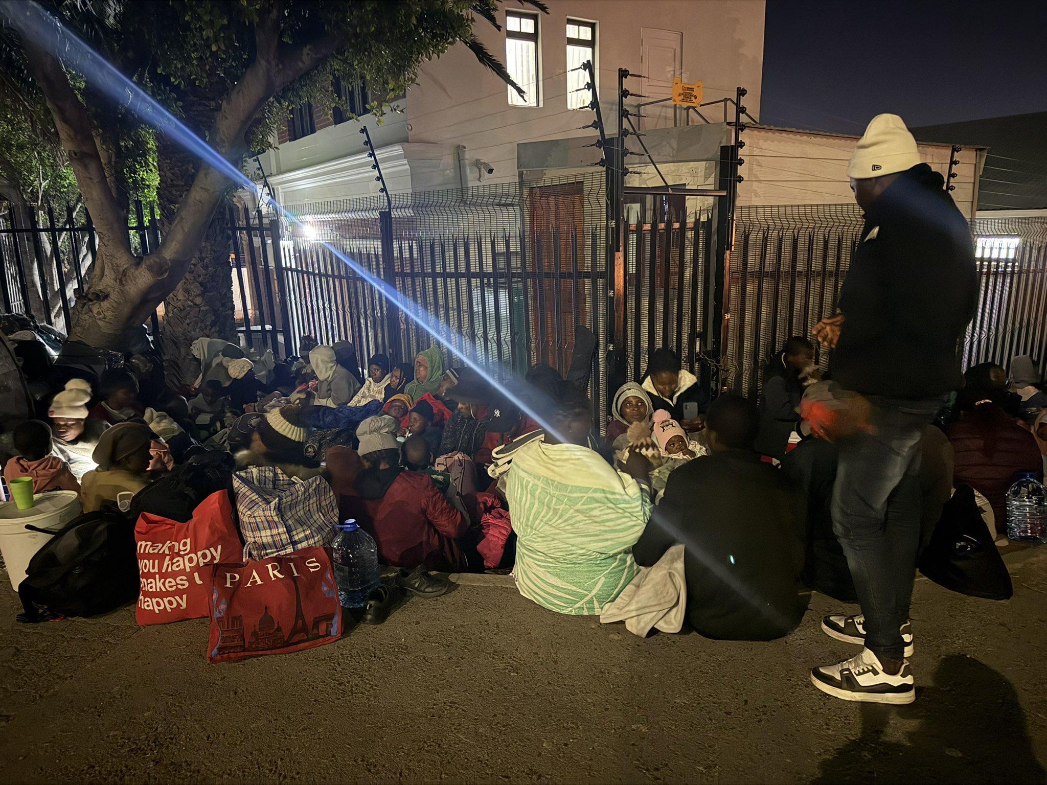 Zimbabwean Families Sleep Outside Cape Town Consulate Seeking Return Home Zimbabwean Families Sleep Outside Cape Town Consulate Seeking Return Home