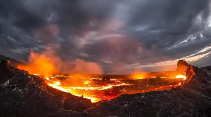 Hot Rocks Deep Inside Earth may Slowly Split Africa Hot Rocks Deep Inside Earth may Slowly Split Africa